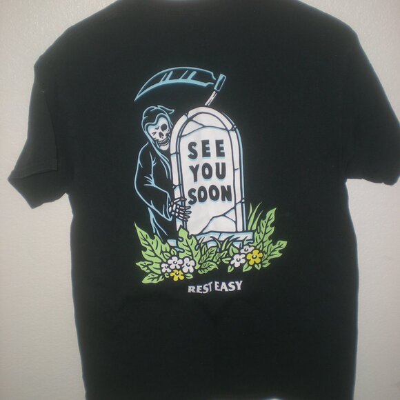 REST EASY  T-Shirt   Black  Vintage  Size M    Short Sleeve - Picture 1 of 2